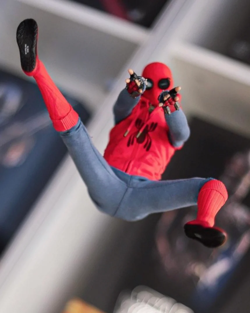 Hot toys MMS552 Spiderman Far From Home Spiderman Homemade Suit - Image 3
